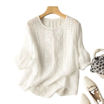 Women's Relaxed Vintage Embroidered Blouse